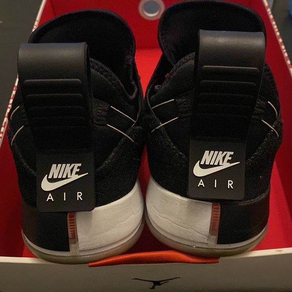 Jordan 33 - Picture 2 of 6